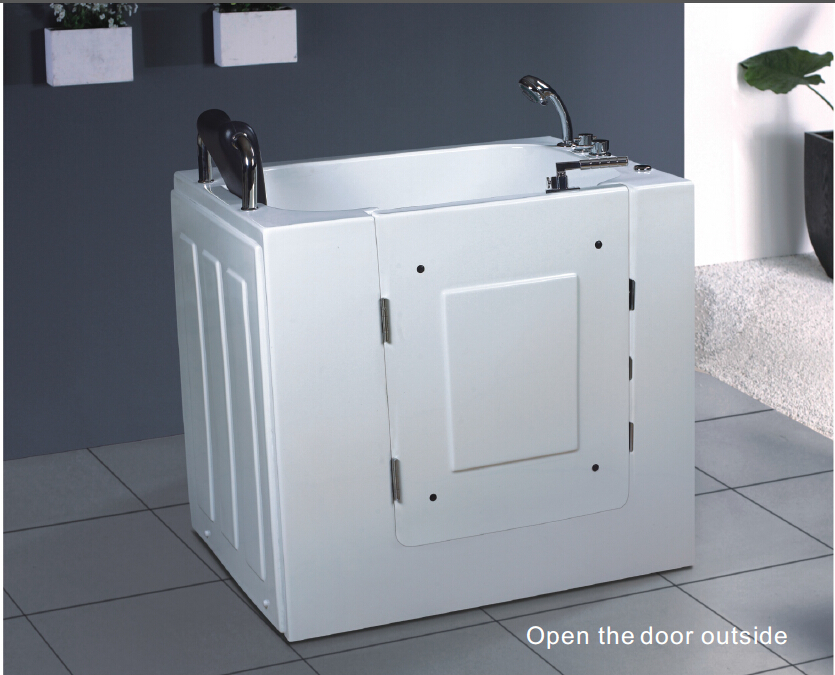 Bathtubs with Door for Safe Bathing