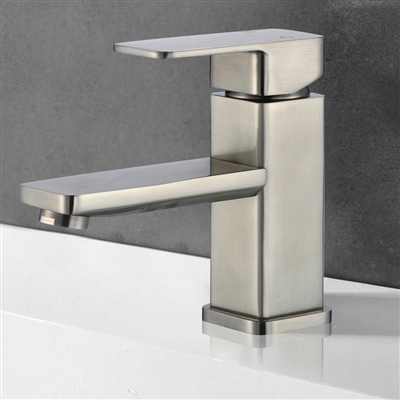 Metz Single Handle Deck Mount Bathroom Sink Faucet