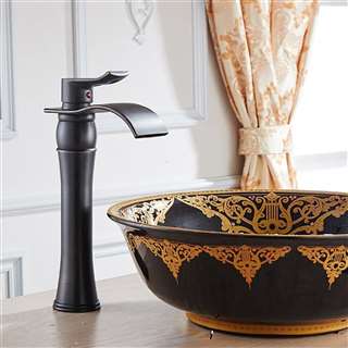 Palencia Hostelry Single Handle Bathroom Sink Faucet with Drain